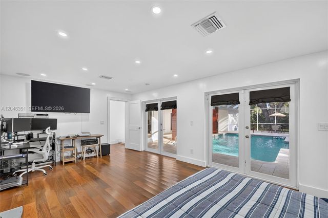 15200 SW 81st Avenue, Palmetto Bay, FL 33157