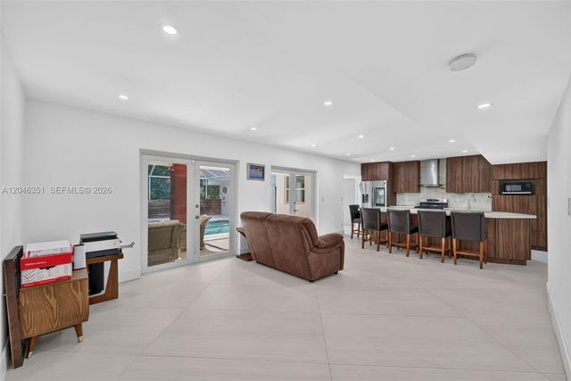 15200 SW 81st Avenue, Palmetto Bay, FL 33157