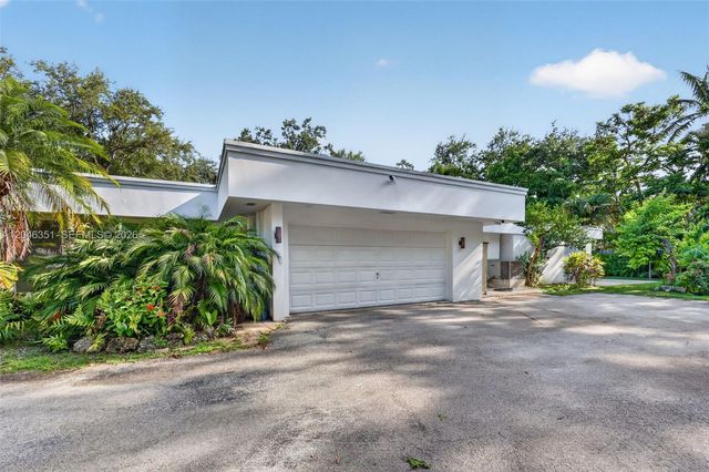 15200 SW 81st Avenue, Palmetto Bay, FL 33157