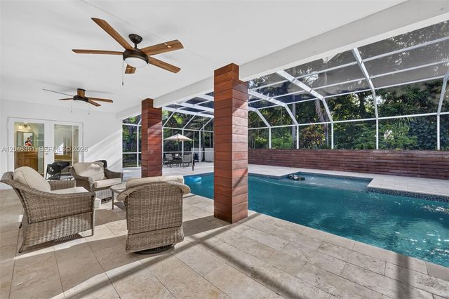15200 SW 81st Avenue, Palmetto Bay, FL 33157