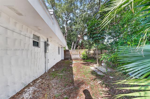 15200 SW 81st Avenue, Palmetto Bay, FL 33157