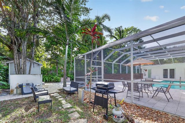 15200 SW 81st Avenue, Palmetto Bay, FL 33157