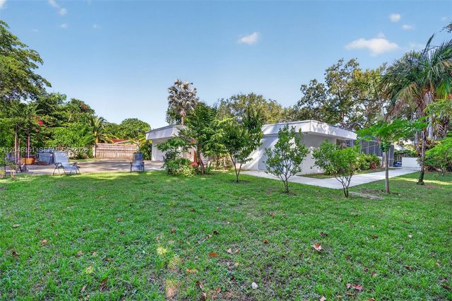 15200 SW 81st Avenue, Palmetto Bay, FL 33157