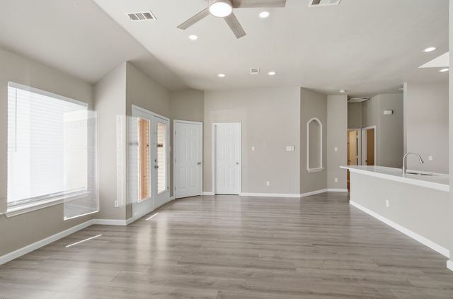 1237 Christopher Lane, Lewisville, TX 75077