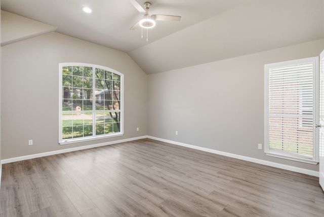 1237 Christopher Lane, Lewisville, TX 75077
