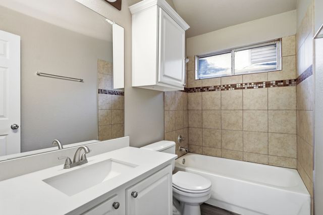 1237 Christopher Lane, Lewisville, TX 75077