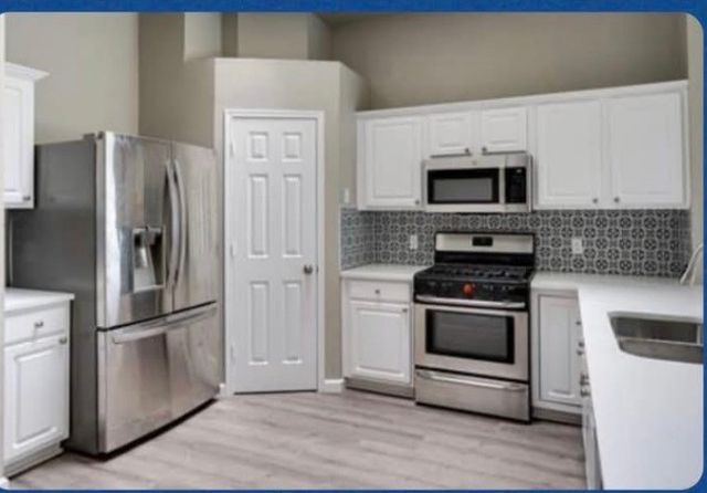 1237 Christopher Lane, Lewisville, TX 75077