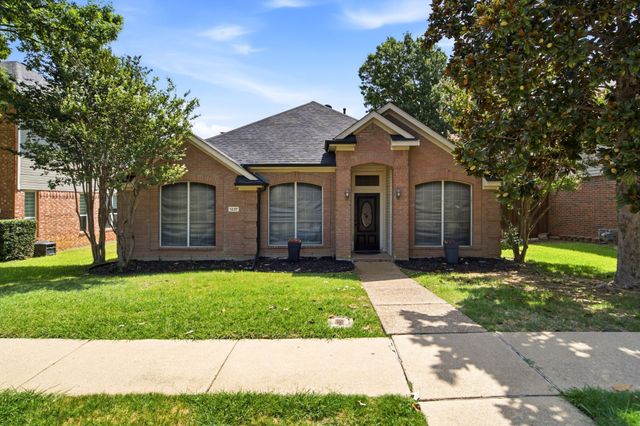 1237 Christopher Lane, Lewisville, TX 75077