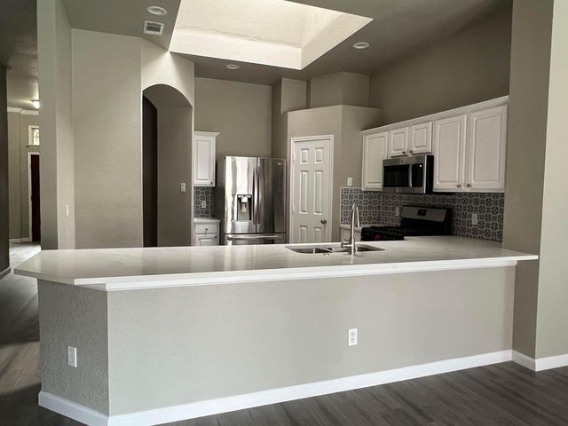 1237 Christopher Lane, Lewisville, TX 75077