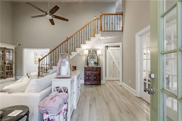 515 Forest Place, Roswell, GA 30076