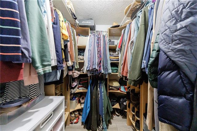 515 Forest Place, Roswell, GA 30076