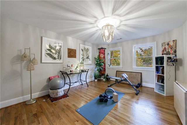 515 Forest Place, Roswell, GA 30076