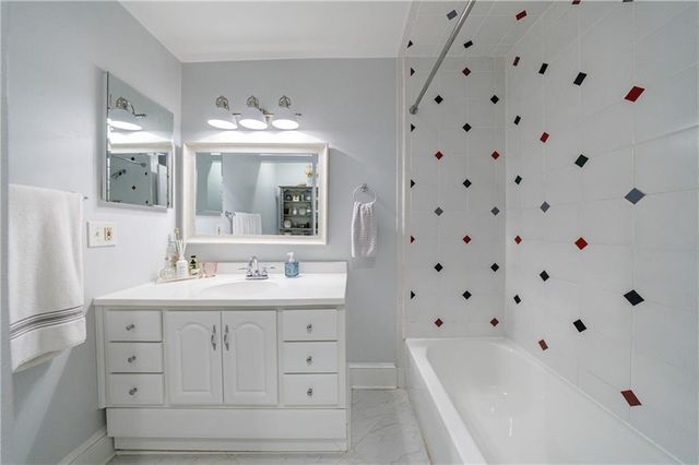 515 Forest Place, Roswell, GA 30076