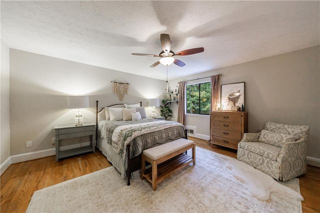 515 Forest Place, Roswell, GA 30076