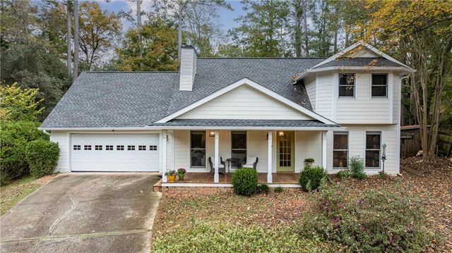 515 Forest Place, Roswell, GA 30076