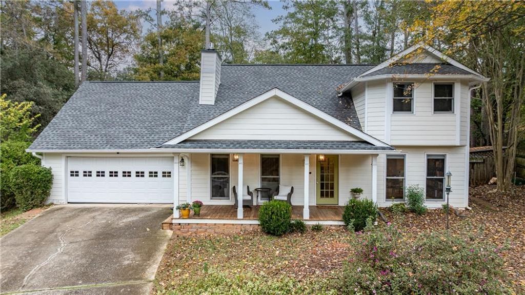 515 Forest Place, Roswell, GA 30076