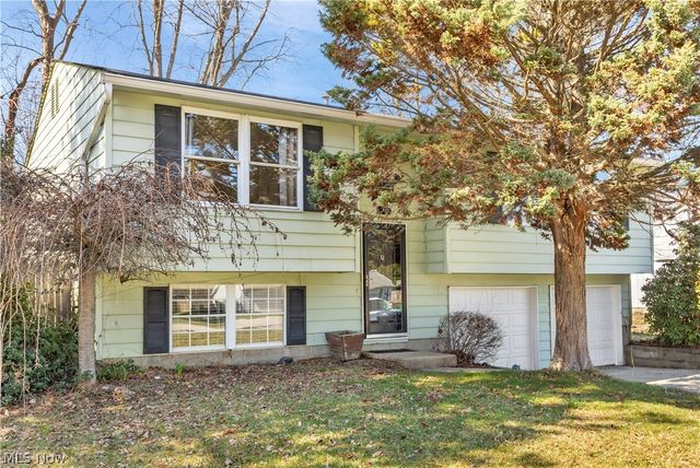 1720 Red Bird Road, Madison, OH 44057