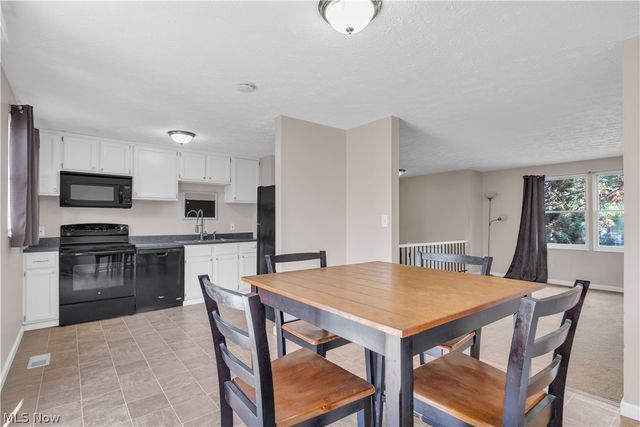 1720 Red Bird Road, Madison, OH 44057