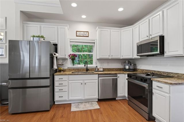 9385 Ottoway CT, Toano, VA 23168