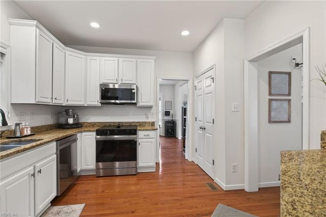 9385 Ottoway CT, Toano, VA 23168