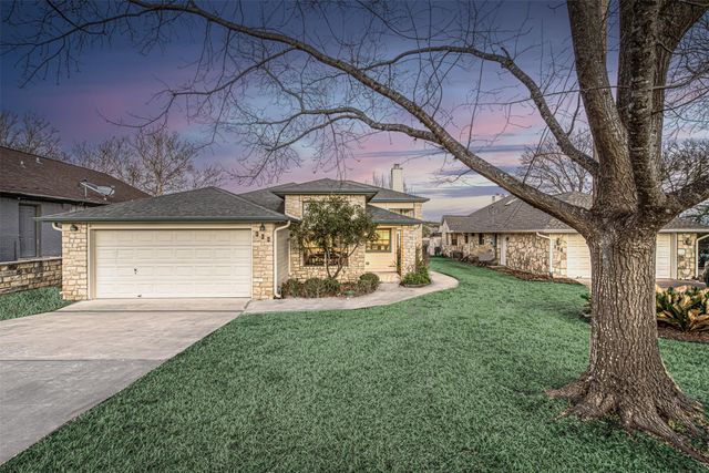 609 E Briarway DR, Granite Shoals, TX 78654
