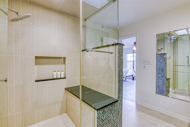 609 E Briarway DR, Granite Shoals, TX 78654