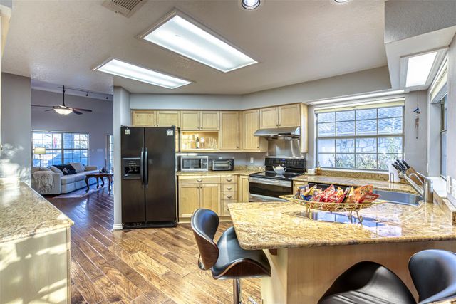 609 E Briarway DR, Granite Shoals, TX 78654