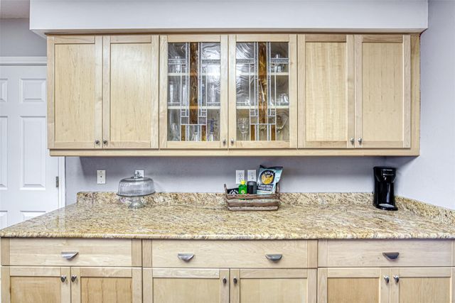 609 E Briarway DR, Granite Shoals, TX 78654