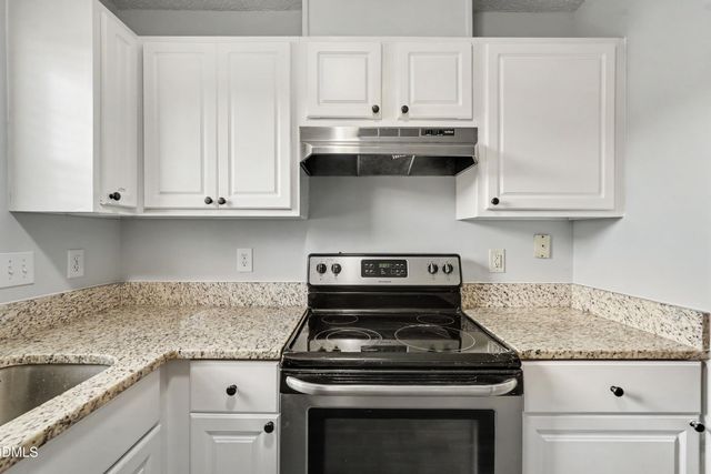 2416 Kingsboro Road, Raleigh, NC 27610