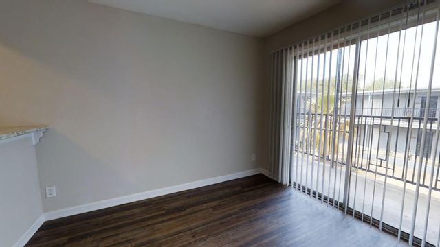 5515 Gaston Avenue 209, Dallas, TX 75214