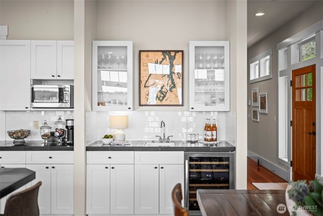 839 Fox Drive, Fox Island, WA 98333