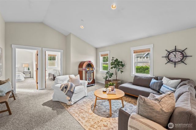 839 Fox Drive, Fox Island, WA 98333