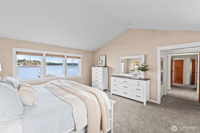 839 Fox Drive, Fox Island, WA 98333