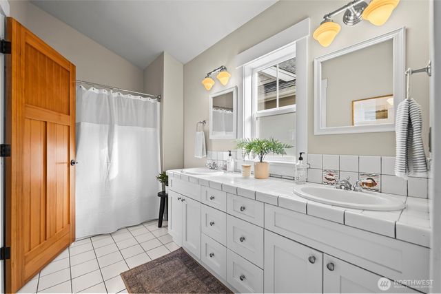 839 Fox Drive, Fox Island, WA 98333