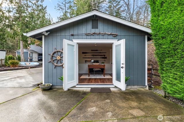 839 Fox Drive, Fox Island, WA 98333
