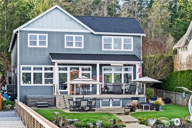 839 Fox Drive, Fox Island, WA 98333
