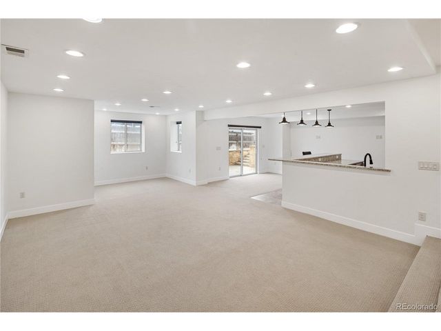 6071 S Detroit St, Centennial, CO 80121