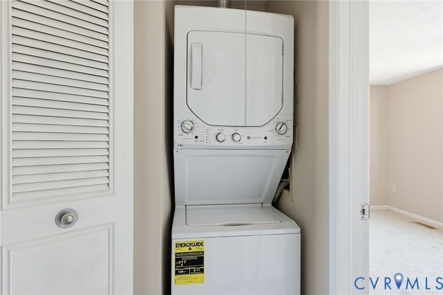 8422 Shannon Green Ct, Henrico, VA 23228