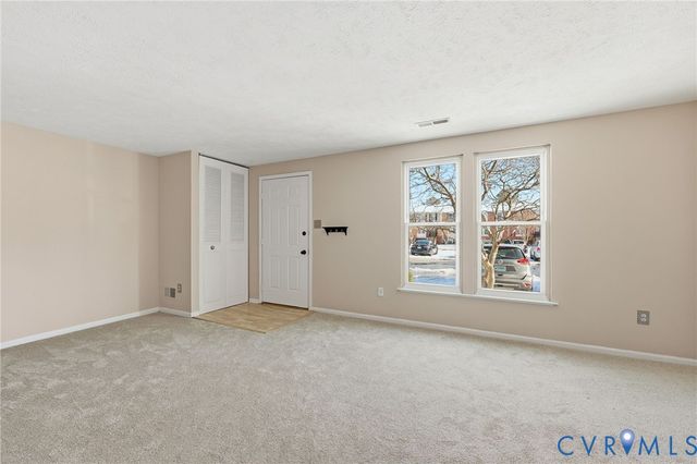 8422 Shannon Green Ct, Henrico, VA 23228