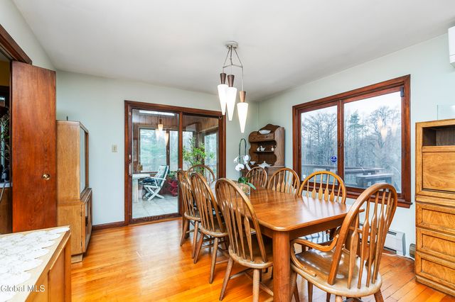 273 Upper Mannix Road, East Greenbush, NY 12061