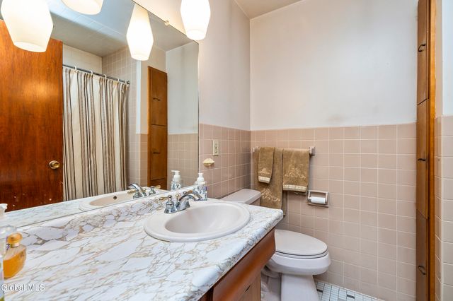 273 Upper Mannix Road, East Greenbush, NY 12061