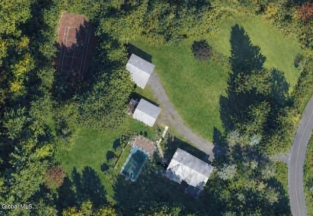 273 Upper Mannix Road, East Greenbush, NY 12061