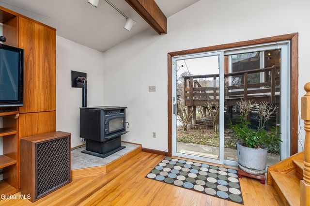 273 Upper Mannix Road, East Greenbush, NY 12061