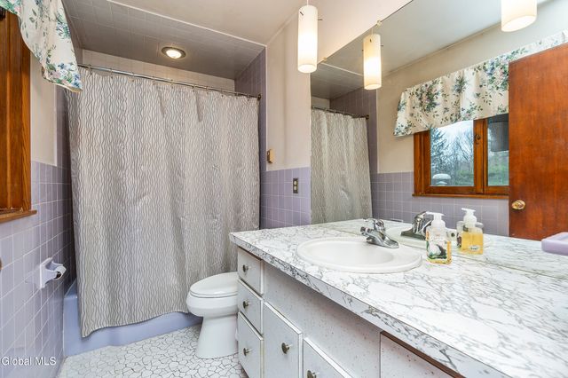 273 Upper Mannix Road, East Greenbush, NY 12061