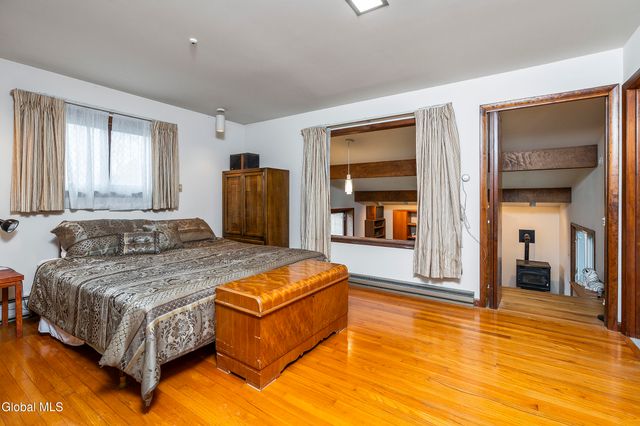 273 Upper Mannix Road, East Greenbush, NY 12061