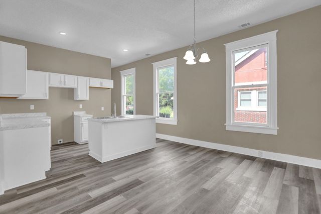 1351 SNOWDEN AVE, Memphis, TN 38107