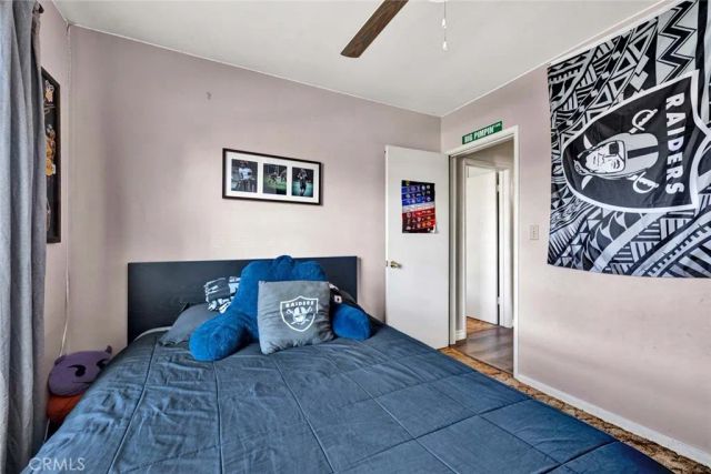 7781 Ledon Way, Midway City, CA 92655