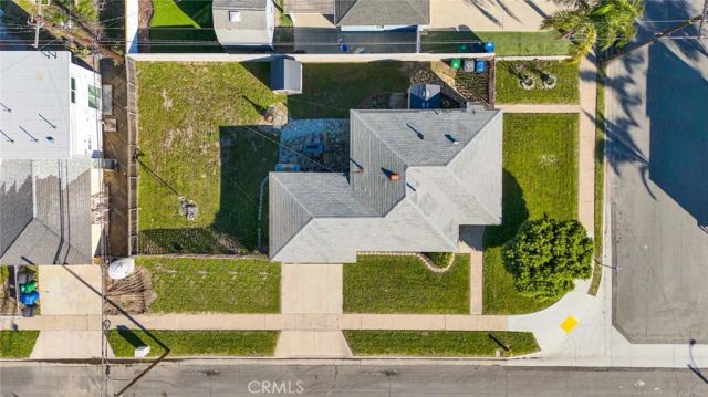 7781 Ledon Way, Midway City, CA 92655