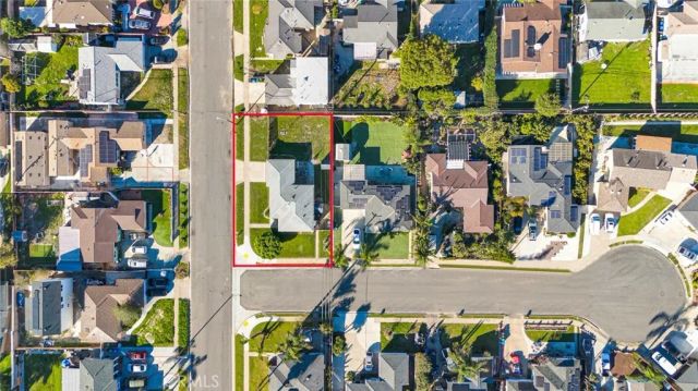 7781 Ledon Way, Midway City, CA 92655