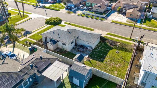 7781 Ledon Way, Midway City, CA 92655